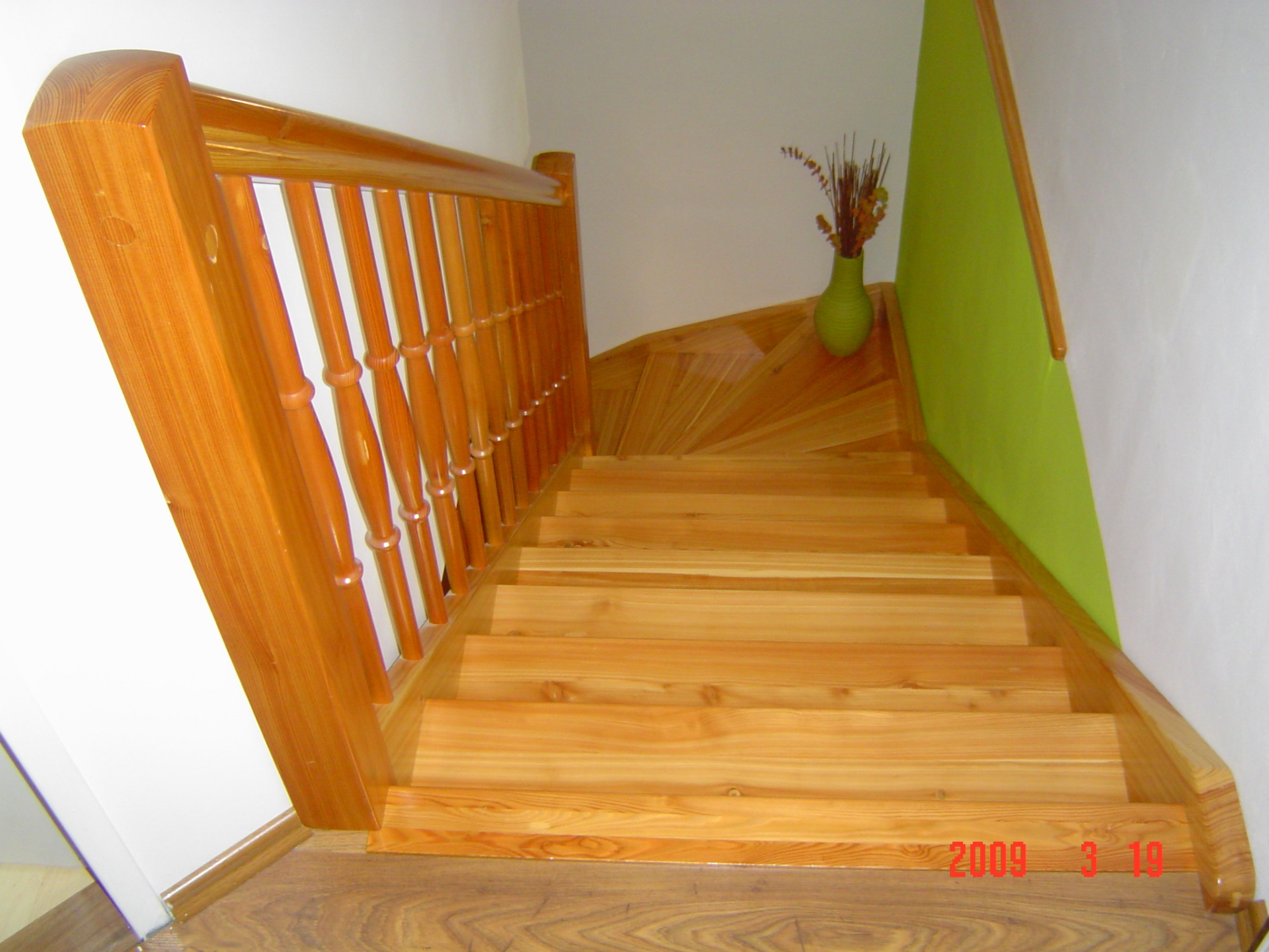 Modřínové samonosné.